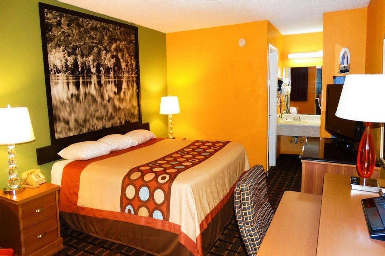 Americas Best Value Inn Дариен Екстериор снимка